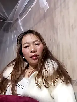 Snapshot of Bianly chatting on 11-23-25, 12:21 Bianly online show from 11-23-25, 12:21