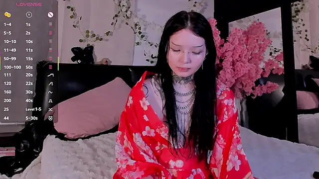 Lein Bone online show from 10-16-25, 12:22