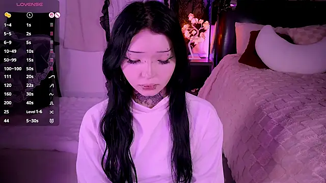 Lein Bone online show from 11-17-25, 12:27