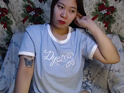 Snapshot of wild_rose69 chatting on 02-04-26, 02:50 wild rose69 online show from 02-04-26, 02:50