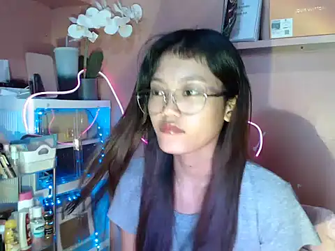 skinny gracie online show from 10-22-25, 03:12