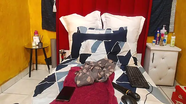 Candycrush2555 online show from 09-18-25, 02:08