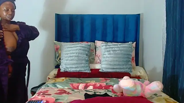 Candycrush2555 online show from 04-23-26, 03:25