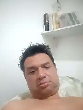 Snapshot of Crocante_Hot chatting on 11-22-25, 11:37 Crocante Hot online show from 11-22-25, 11:37