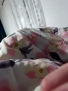 Snapshot of KissMeAss9387 chatting on 10-25-25, 08:47 KissMeAss9387 online show from 10-25-25, 08:47