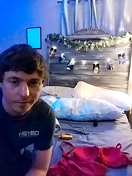 Snapshot of BDWhiteboy69 chatting on 11-24-25, 06:13 BDWhiteboy69 online show from 11-24-25, 06:13