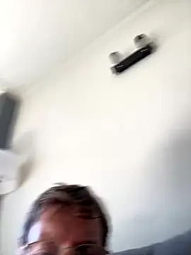 Snapshot of Jonny_Agatha chatting on 09-30-25, 05:40 Jonny Agatha online show from 09-30-25, 05:40