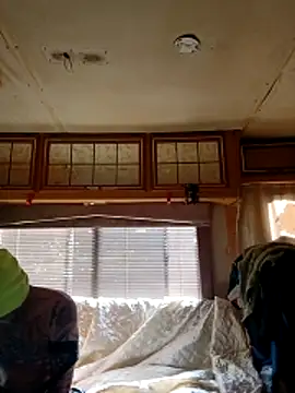 ShawnandDani7074 online show from 04-11-26, 01:59