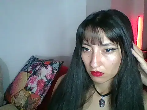 a miss online show from 09-21-25, 05:25
