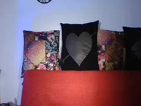 a miss online show from 11-21-25, 12:21