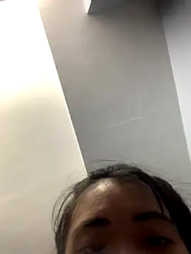 Snapshot of Minee1202 chatting on 09-09-25, 05:29 Minee1202 online show from 09-09-25, 05:29