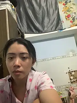 Snapshot of Minee1202 chatting on 11-03-25, 12:46 Minee1202 online show from 11-03-25, 12:46