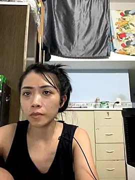 Snapshot of Minee1202 chatting on 11-18-25, 06:51 Minee1202 online show from 11-18-25, 06:51