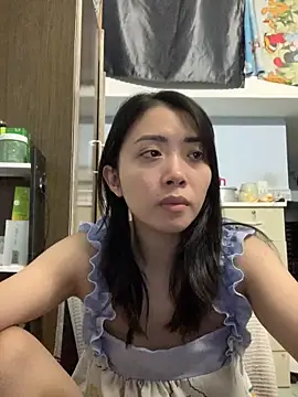 Snapshot of Minee1202 chatting on 11-26-25, 12:44 Minee1202 online show from 11-26-25, 12:44