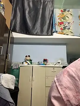 Snapshot of Minee1202 chatting on 11-27-25, 12:35 Minee1202 online show from 11-27-25, 12:35