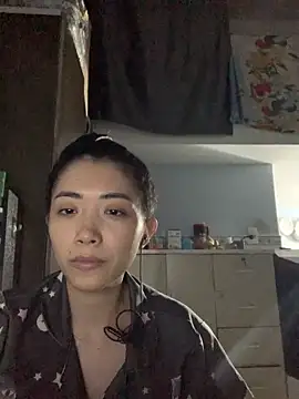 Snapshot of Minee1202 chatting on 11-30-25, 07:01 Minee1202 online show from 11-30-25, 07:01