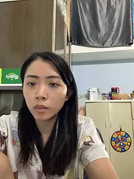 Snapshot of Minee1202 chatting on 12-05-25, 01:14 Minee1202 online show from 12-05-25, 01:14