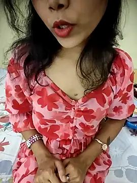 Snapshot of Snaya-baby chatting on 11-11-25, 04:18 Snaya-baby online show from 11-11-25, 04:18