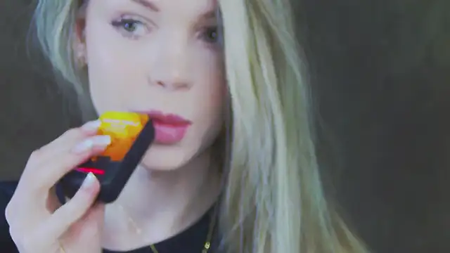 Snapshot of MarilynNova chatting on 05-02-26, 04:28 MarilynNova online show from 05-02-26, 04:28