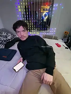 Snapshot of SalemStratton chatting on 01-06-26, 09:29 SalemStratton online show from 01-06-26, 09:29