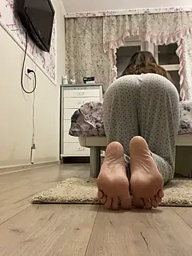 missevacrystal online show from 11-16-25, 04:23