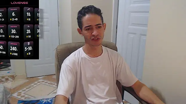 Snapshot of Sexxx20 chatting on 01-06-26, 07:34 Sexxx20 online show from 01-06-26, 07:34