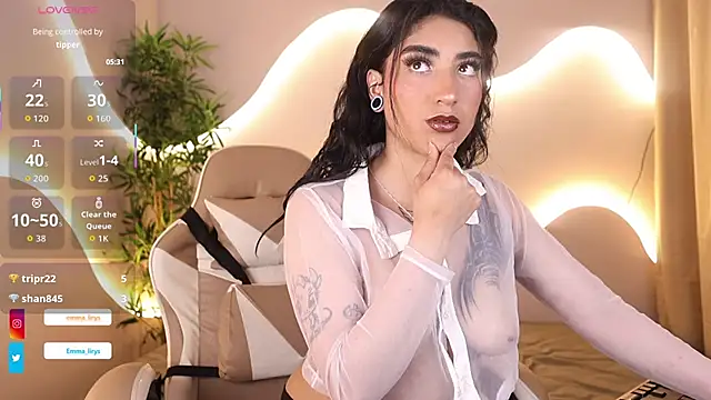 Emma and Issac online show from 10-17-25, 04:15