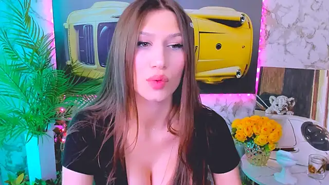 Mollyinyourmind online show from 10-08-25, 10:35