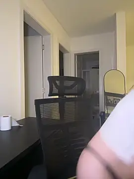 Privad ravenna online show from 04-19-26, 01:49