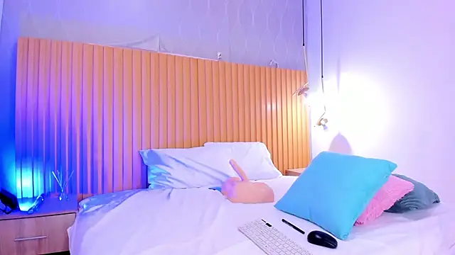 danaalamiri online show from 10-21-25, 09:48