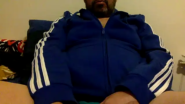 Snapshot of steve669_hot chatting on 11-20-25, 08:41 steve669 hot online show from 11-20-25, 08:41