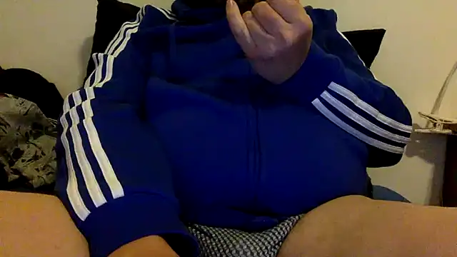 Snapshot of steve669_hot chatting on 01-09-26, 04:32 steve669 hot online show from 01-09-26, 04:32