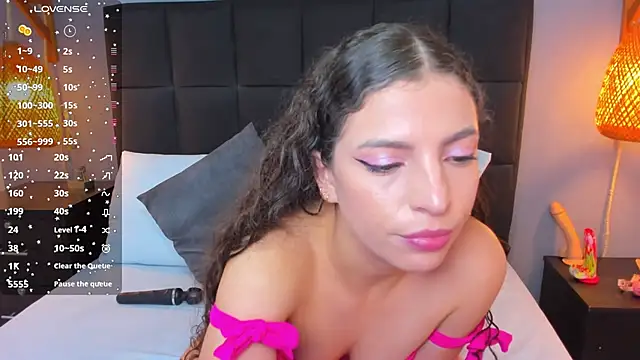 natalie esmith online show from 09-10-25, 02:17