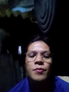 juicycum069 online show from 11-17-25, 03:51