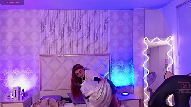 Naomy tay1 online show from 11-21-25, 02:54