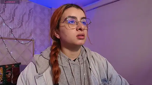 Naomy tay1 online show from 12-19-25, 02:40