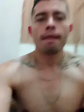 PitudoWuero online show from 09-21-25, 06:26