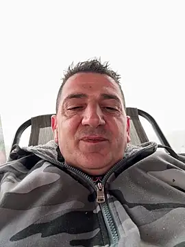 BULLBSX online show from 04-02-26, 01:53