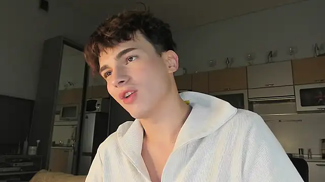 Snapshot of mystic_evan chatting on 09-18-25, 01:57 mystic evan online show from 09-18-25, 01:57