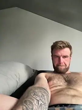 Snapshot of jarda94cz chatting on 11-29-25, 12:08 jarda94cz online show from 11-29-25, 12:08