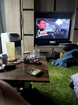 Snapshot of jarda94cz chatting on 12-19-25, 01:18 jarda94cz online show from 12-19-25, 01:18