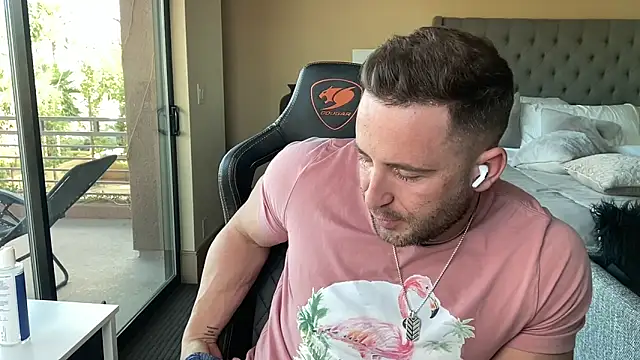 brettmycles28 online show from 09-29-25, 12:27