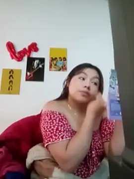 LucyPetit online show from 11-29-25, 01:14