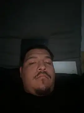 Snapshot of uli2bad chatting on 11-06-25, 12:33 uli2bad online show from 11-06-25, 12:33