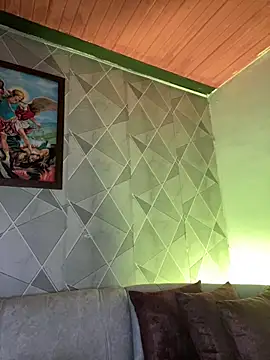 Snapshot of Alisse_taylor2 chatting on 01-18-26, 12:20 Alisse taylor2 online show from 01-18-26, 12:20