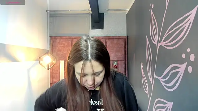 Snapshot of Isa_Thompson__ chatting on 09-30-25, 11:59 Isa Thompson online show from 09-30-25, 11:59