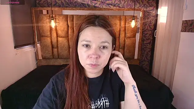 Isa Thompson   online show from 03-15-26, 12:00