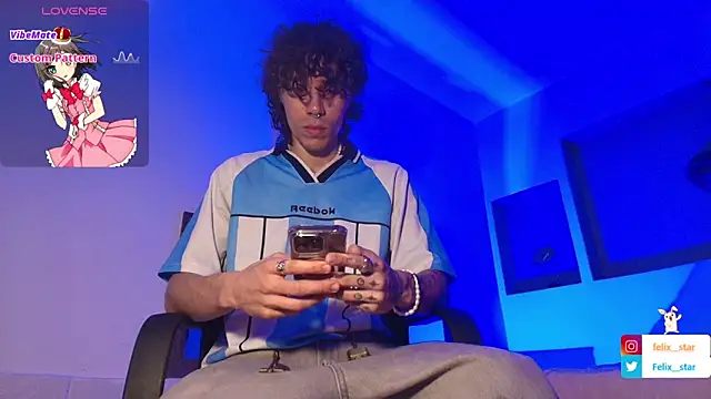 Snapshot of felix__star chatting on 11-28-25, 08:00 felix star online show from 11-28-25, 08:00