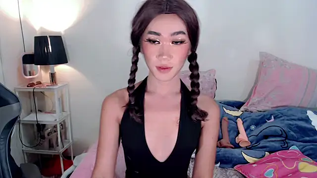 cutie joana online show from 10-21-25, 01:56