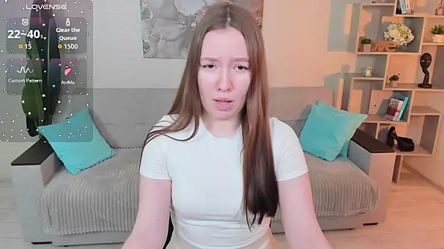 Snapshot of DaniCutie chatting on 10-12-25, 11:20 DaniCutie online show from 10-12-25, 11:20